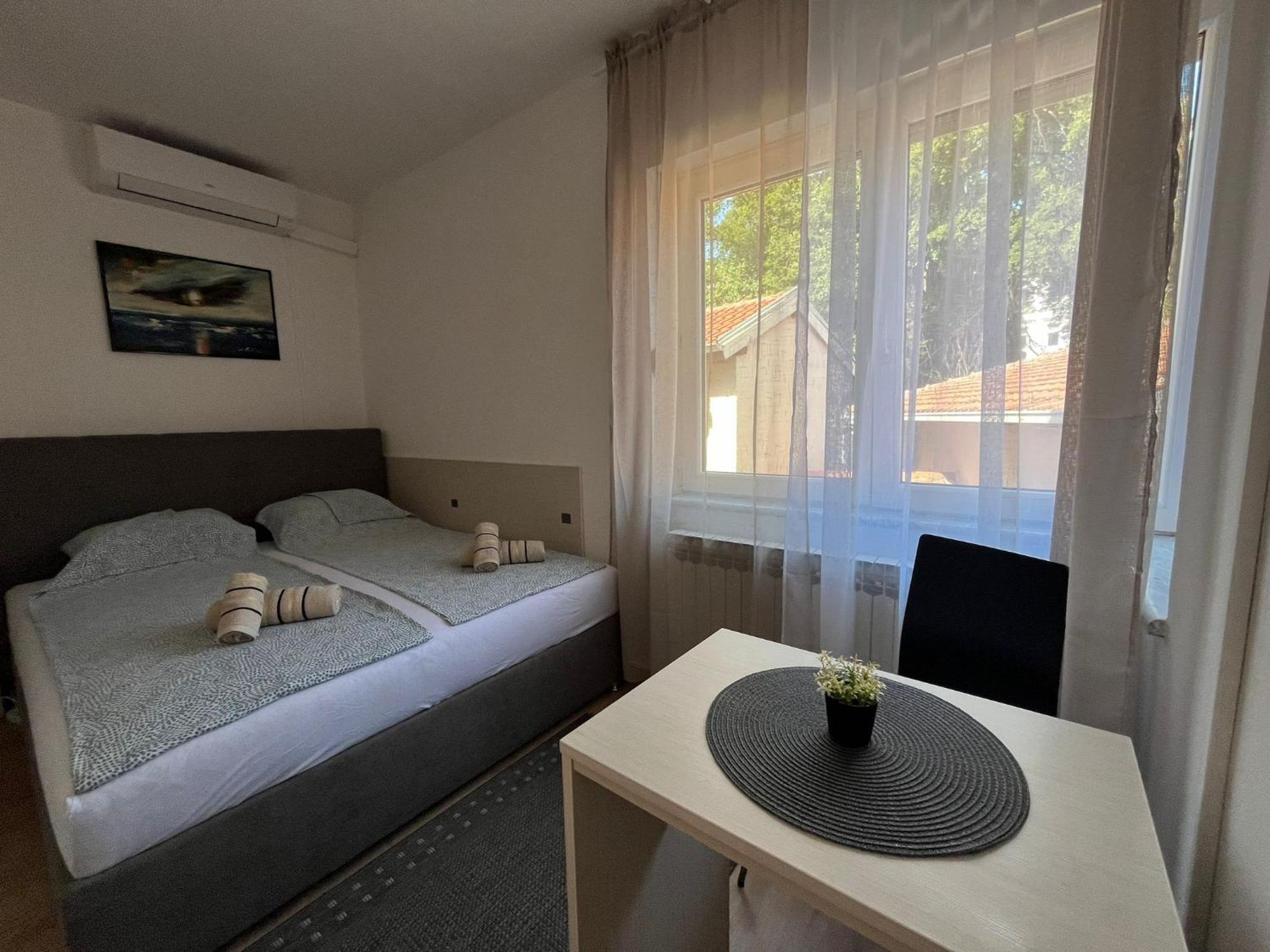 Litemo Apartment *